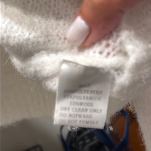 White Sweater with Colorful Floral Accents sz s - Picture 5 of 6